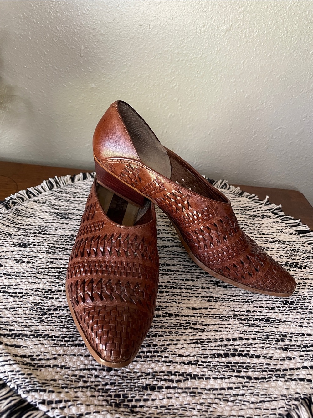 Vintage Impanema Woven Leather Shoes
